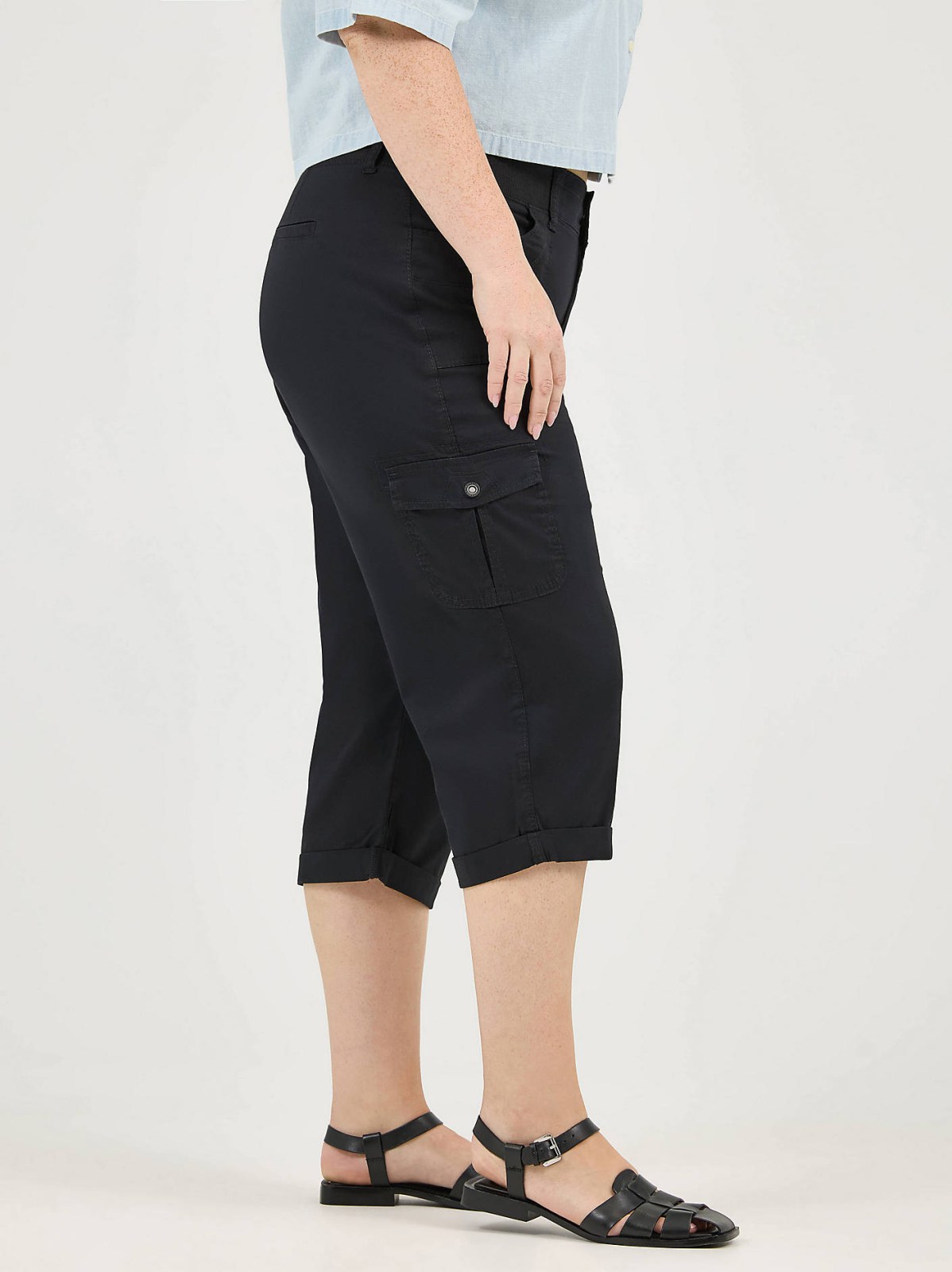 Women’s Relaxed Fit Austyn Cargo Capri (Plus) - view 4