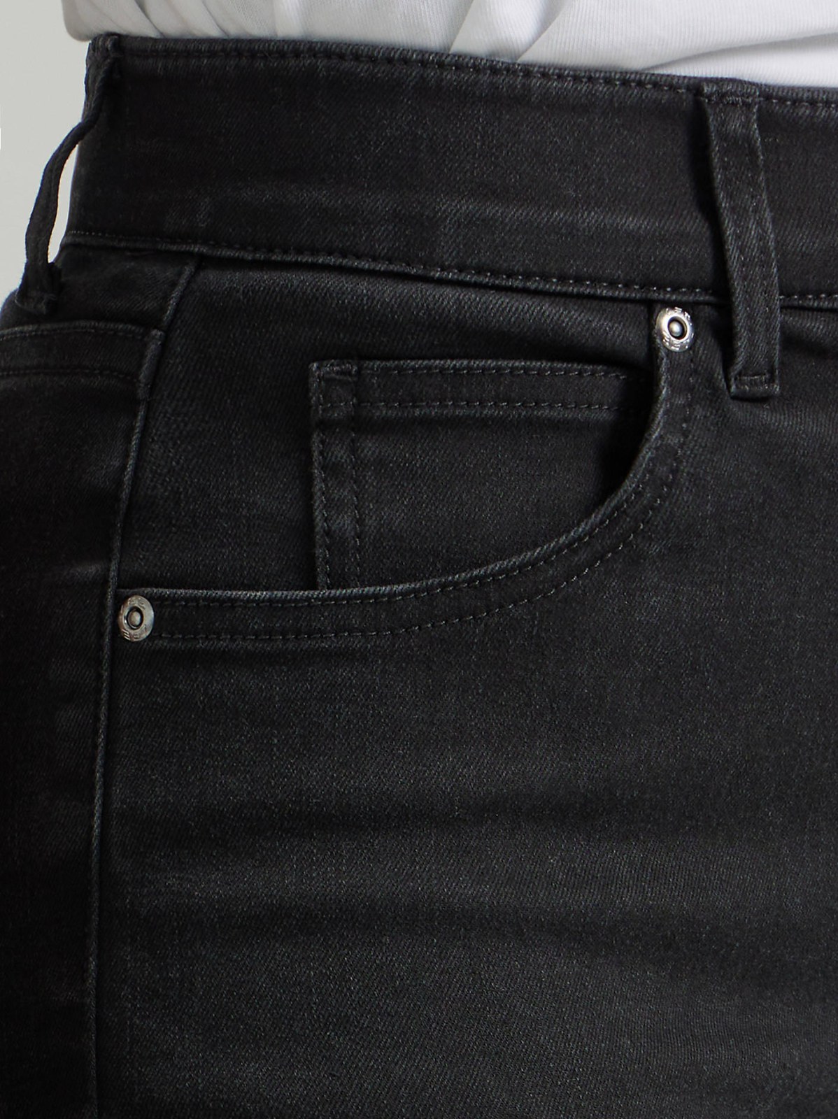 Women's Ultra Lux Comfort with Flex Motion Skinny Leg Jean - view 6