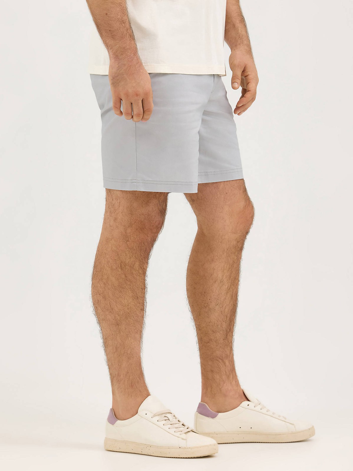 Men's Extreme Motion 7" Flat Front Short - view 4