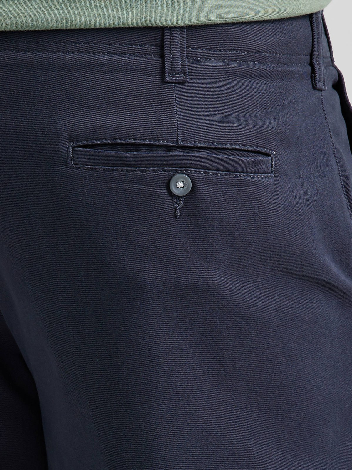Men's Extreme Motion Relaxed Fit Khaki Pant (Big & Tall) - view 5