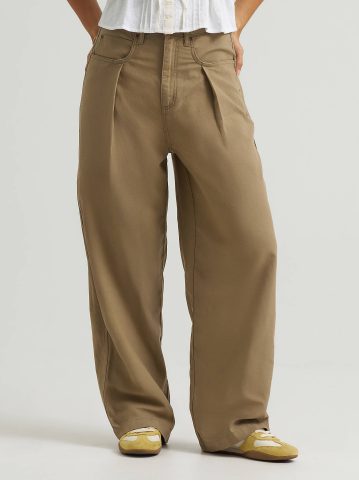Women's Low Rise Slouch Chino Pant