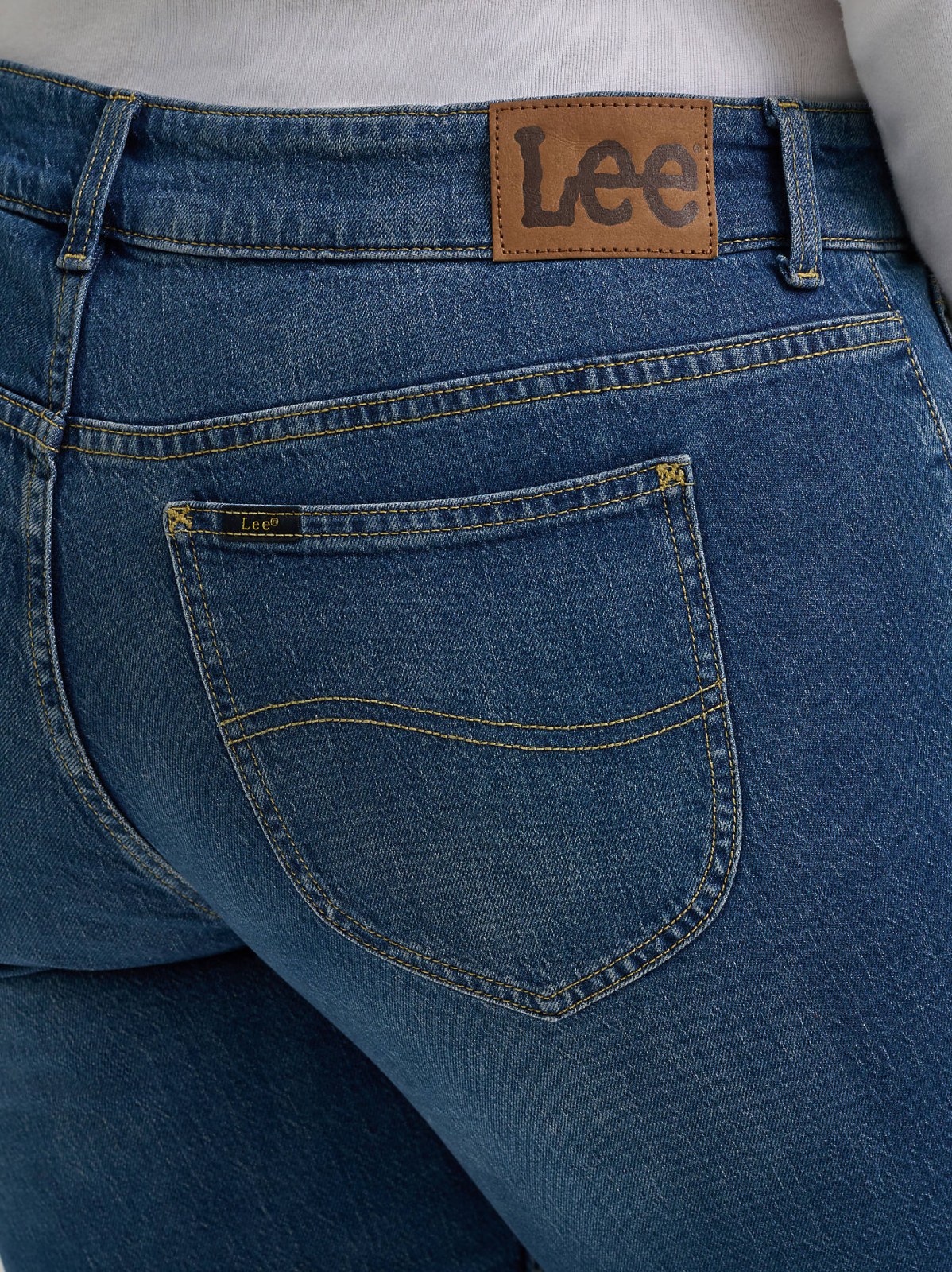 Women's Legendary Straight Crop (Plus) - view 5