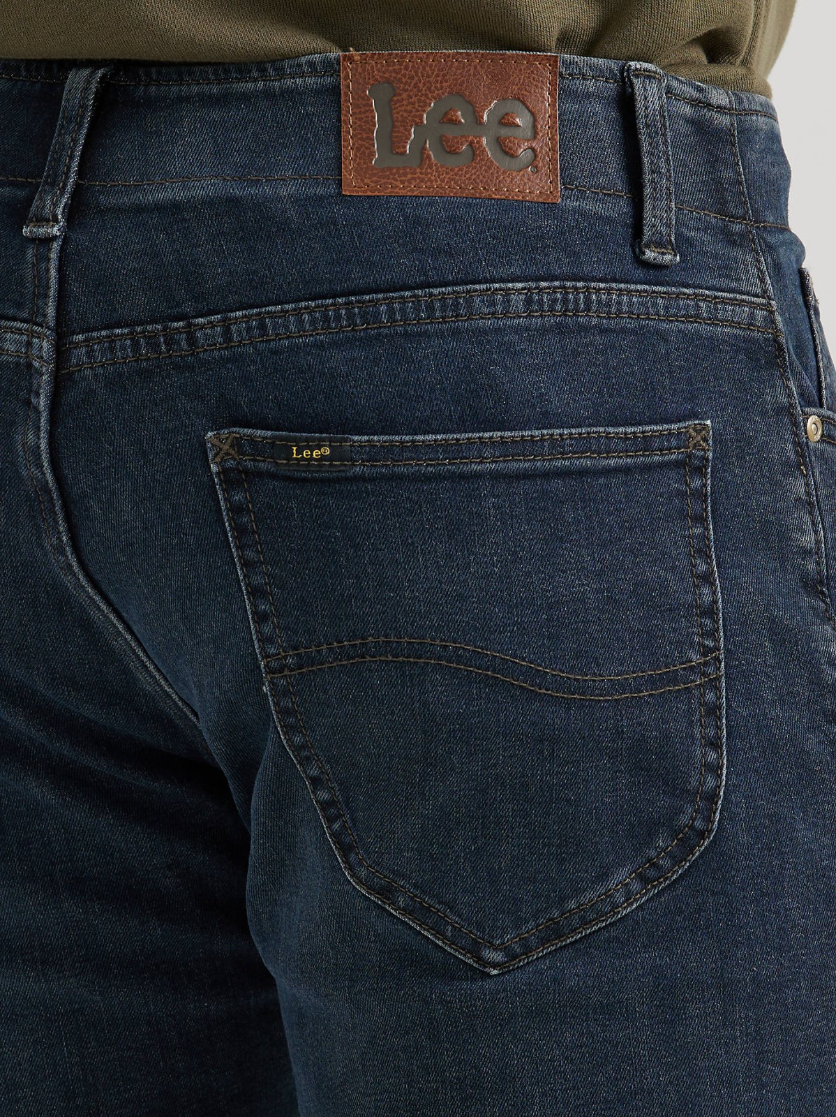 Men's Extreme Motion MVP Straight Fit Tapered Jean - view 6