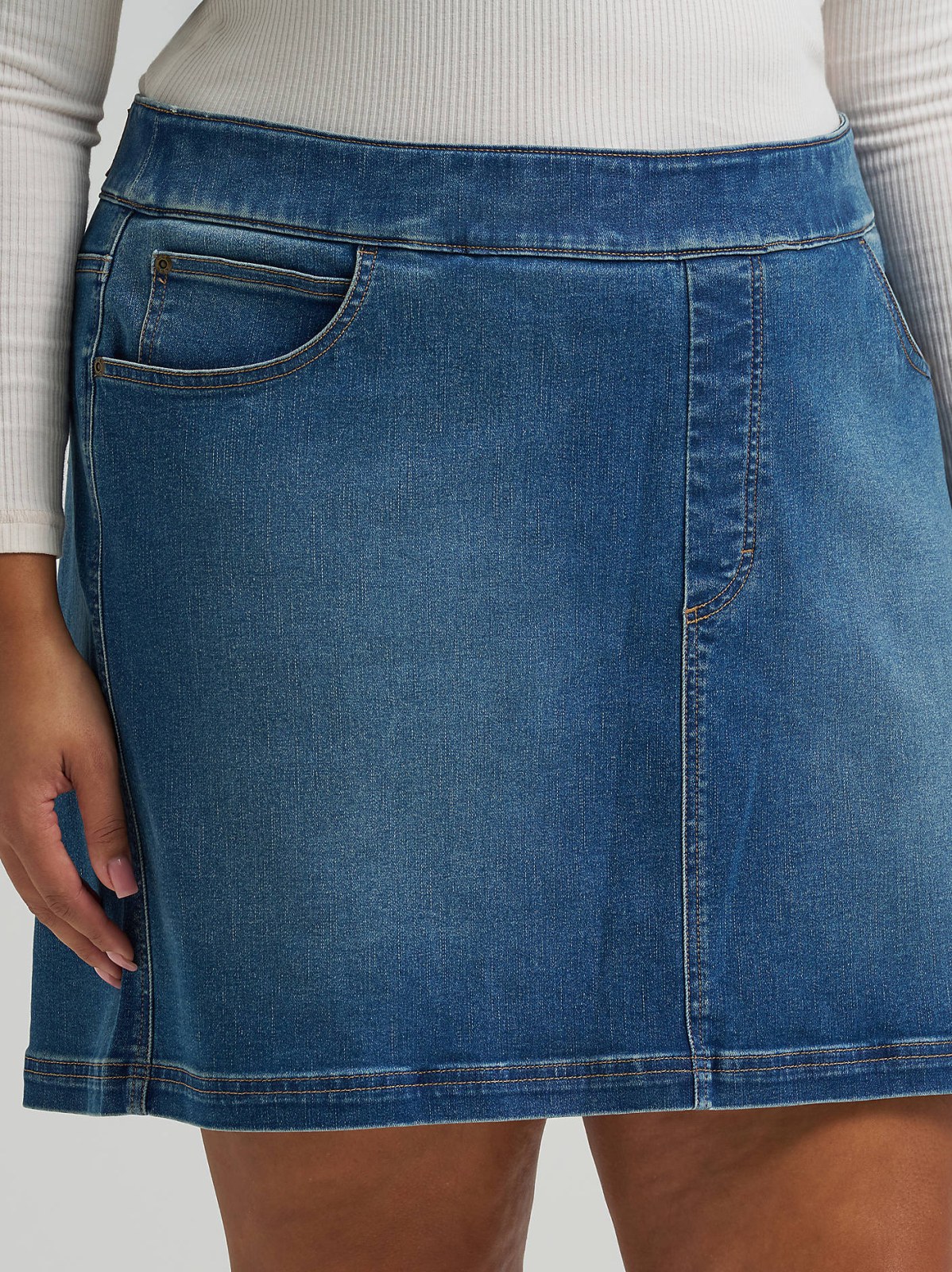 Women's Pull On Denim Skort (Plus) - view 6