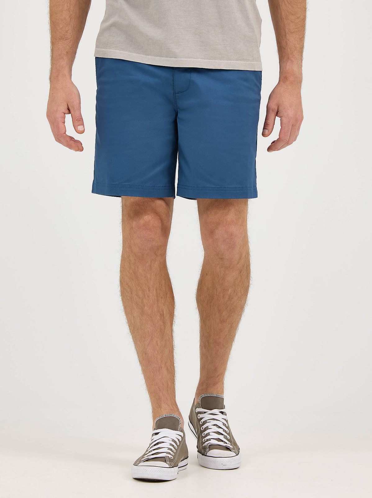 Men's Extreme Motion 7" Flat Front Short - view 2