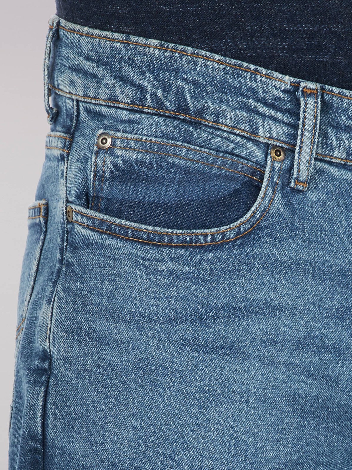 Men's Legendary Relaxed Straight Jean - view 5