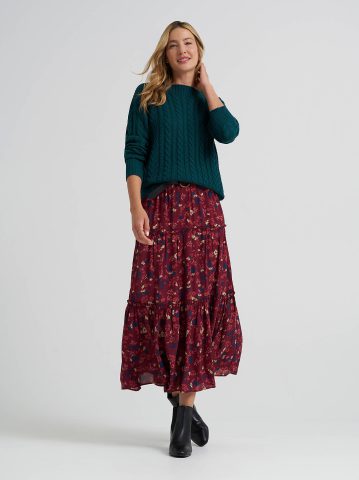 Women's Curved Hem Cable Knit Sweater