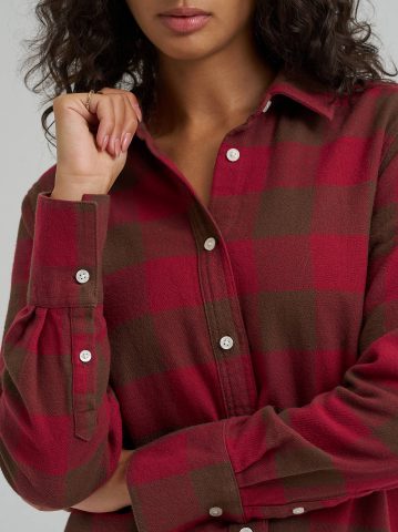 Women's Classic Button Down Shirt