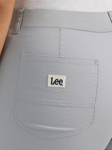 Women's Ultra Lux Comfort with Flex-to-Go Relaxed Fit Utility Skimmer (Plus)