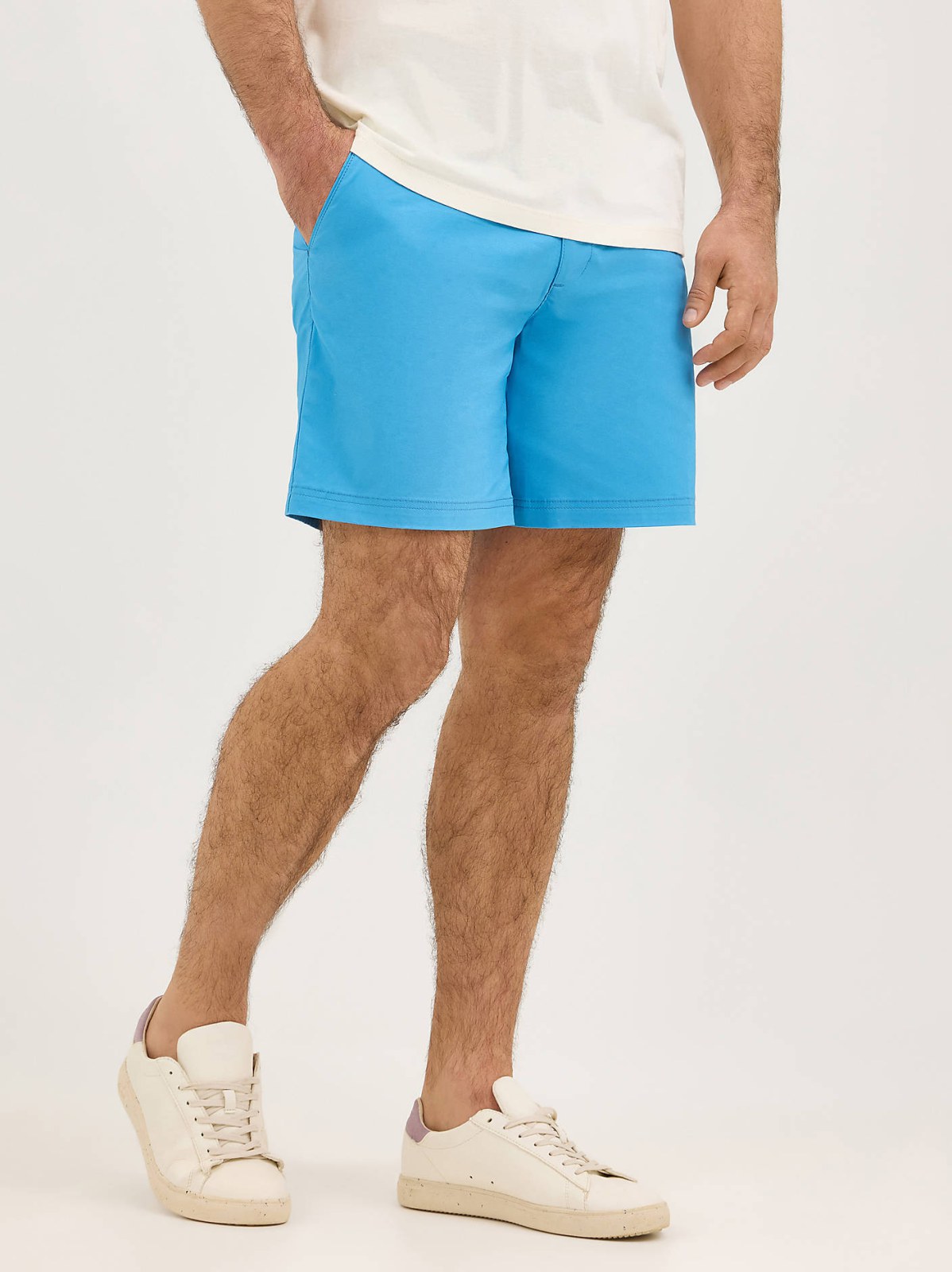 Men's Extreme Motion 7" Flat Front Short - view 2