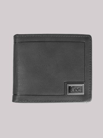 Men's Metal Logo Tumbled Passcase Wallet Men's Metal Logo Tumbled Passcase Wallet