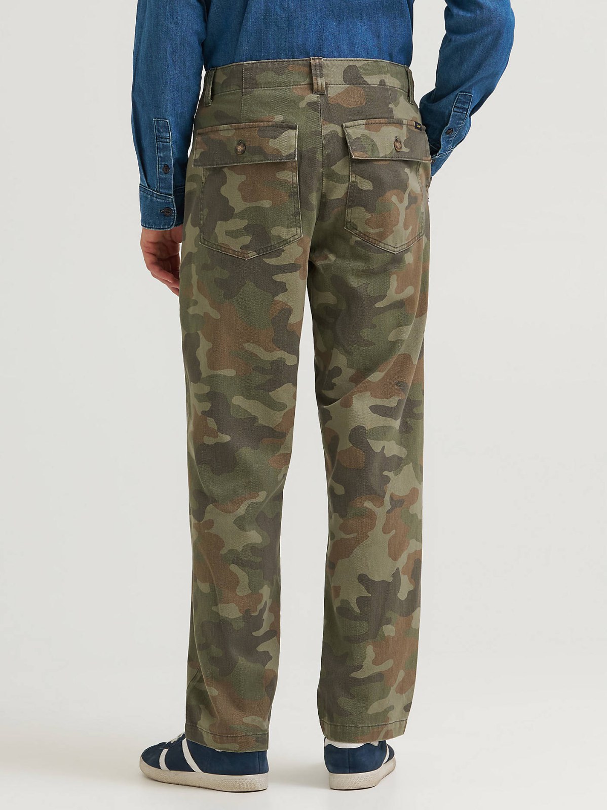 Men's Legendary Relaxed Utility Pant - view 3