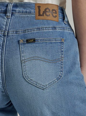 Women’s Relaxed Fit Fleece Lined Jean