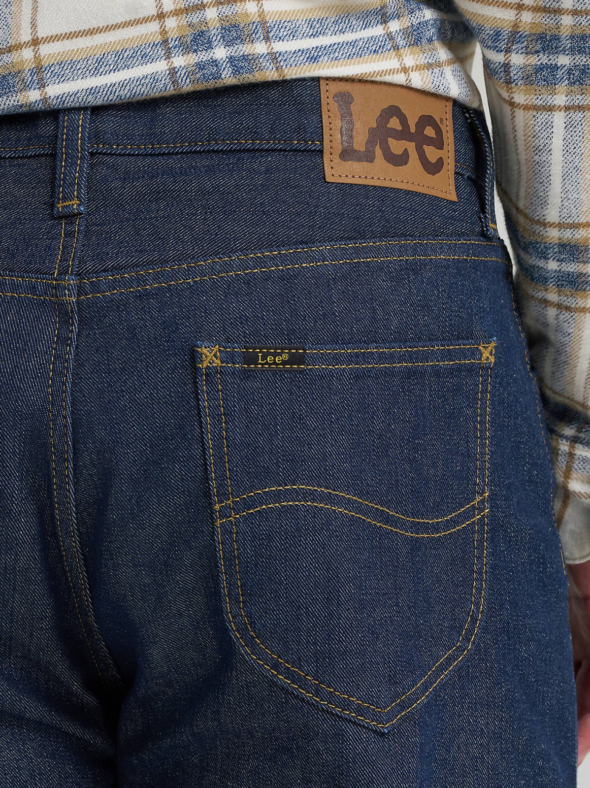 Men's Premium Relaxed Taper Jean - view 8