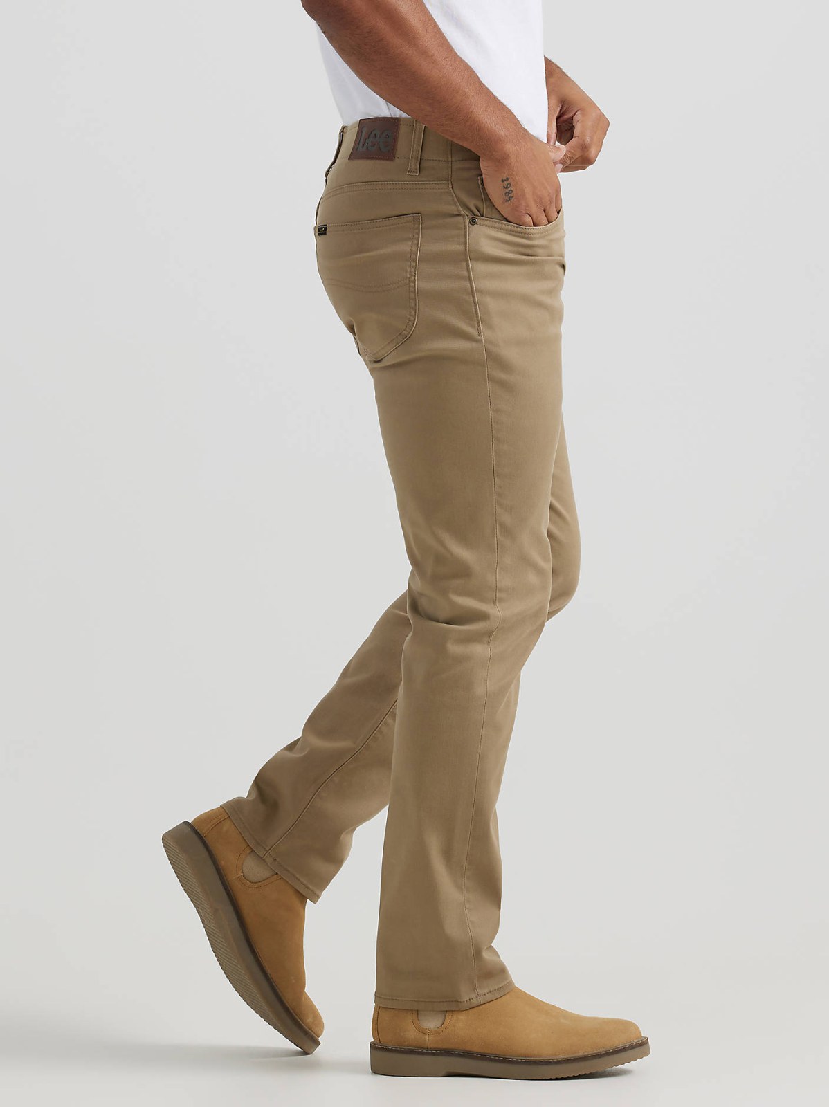 Men's Extreme Motion MVP Straight Fit Twill Pant - view 4