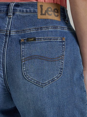 Women’s Relaxed Fit Fleece Lined Jean