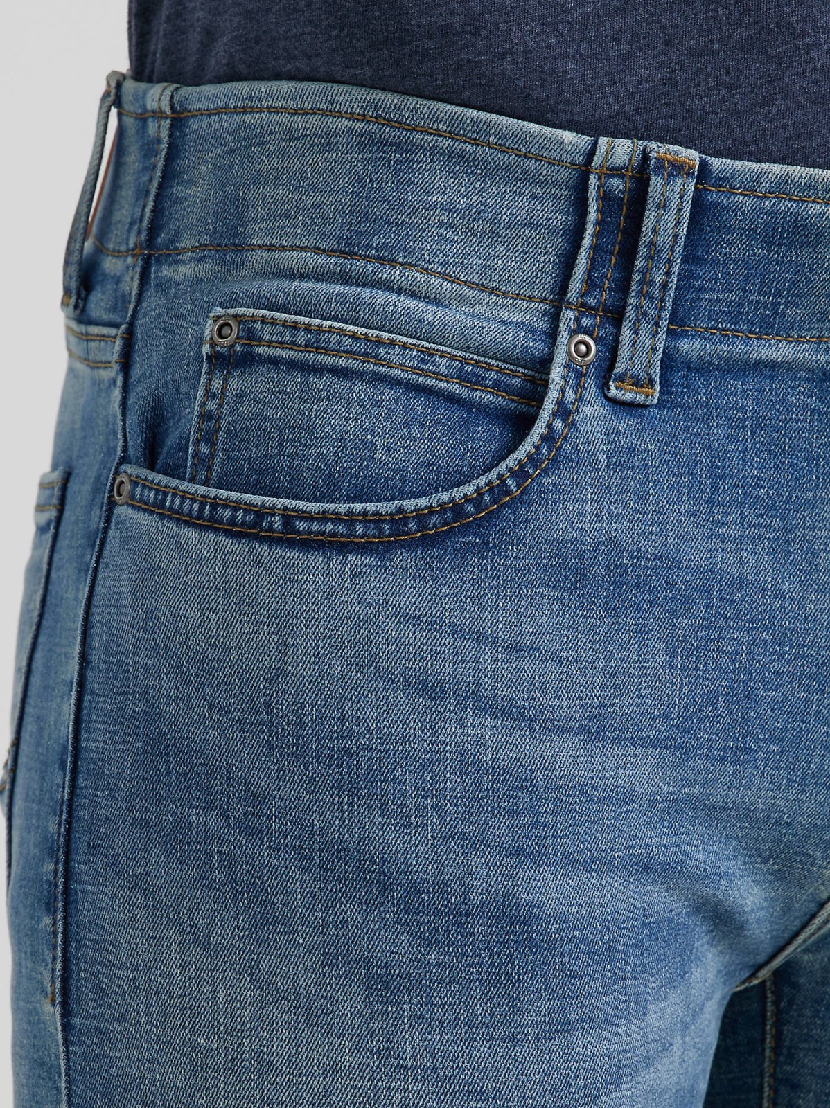 Men's Extreme Motion MVP Slim Fit Tapered Jean - view 6
