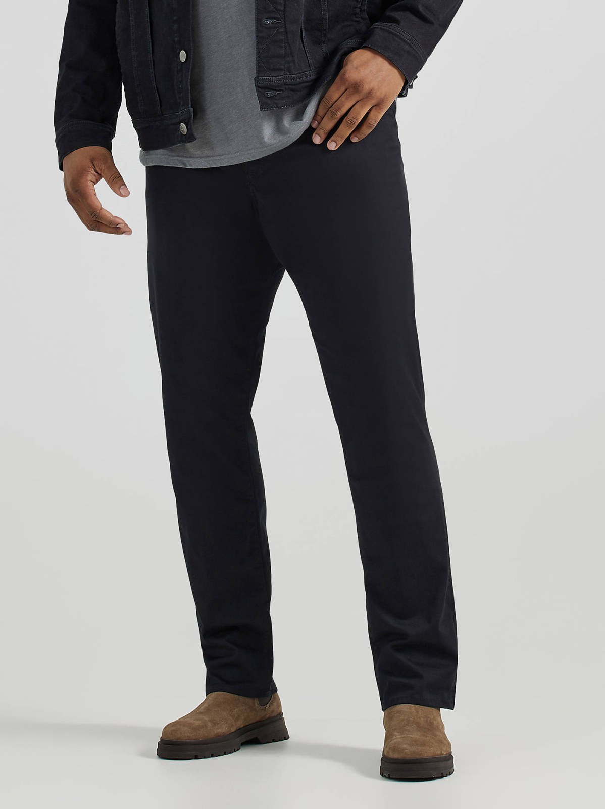 Men's Extreme Motion MVP Straight Fit Tapered Jean (Big & Tall) - view 2