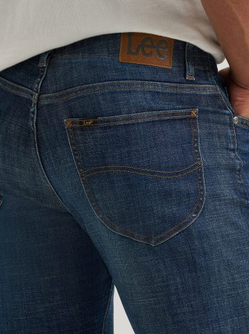 Men's Extreme Motion MVP Athletic Tapered Leg Jean