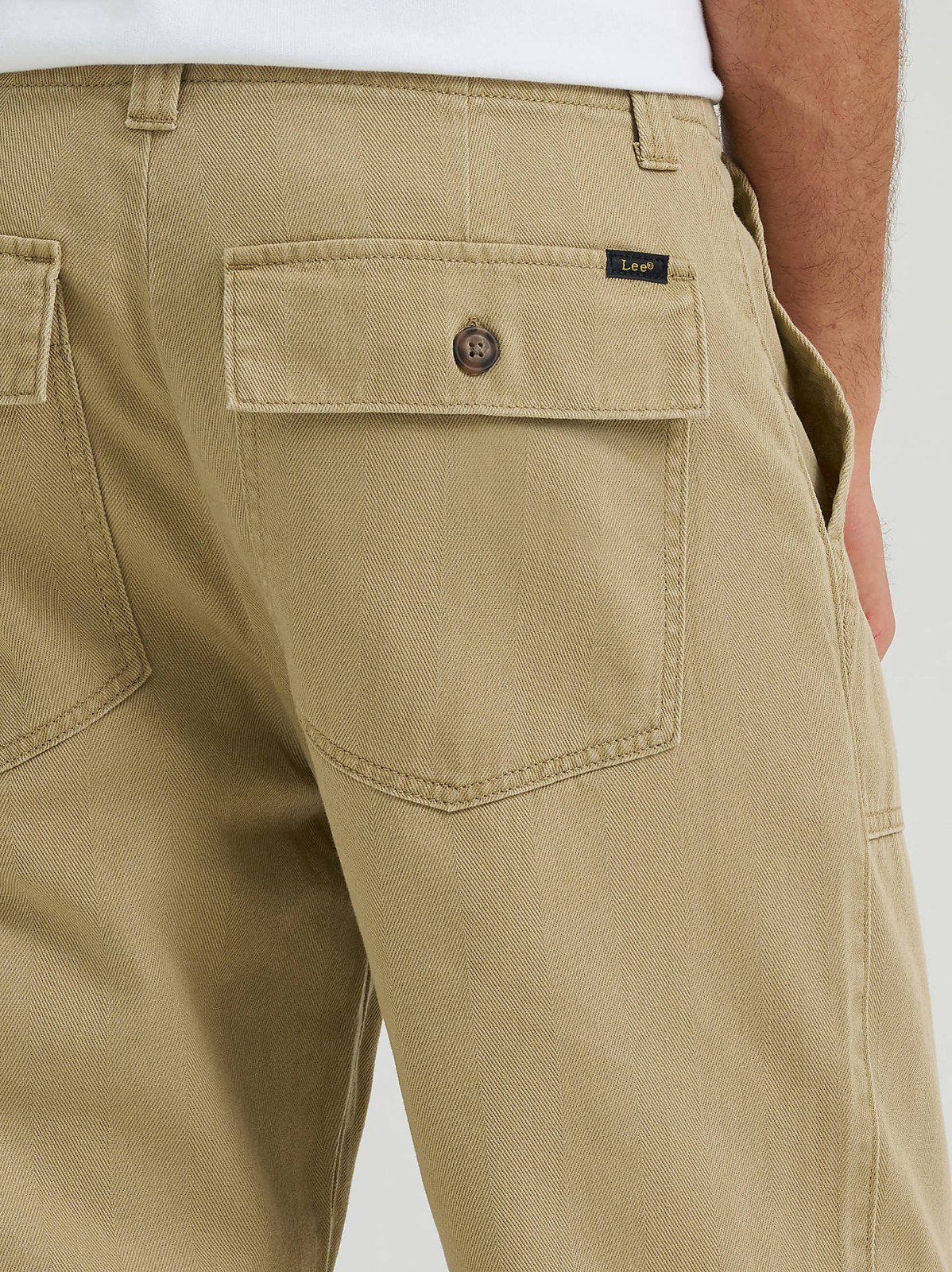 Men's Legendary Relaxed Utility Pant - view 5