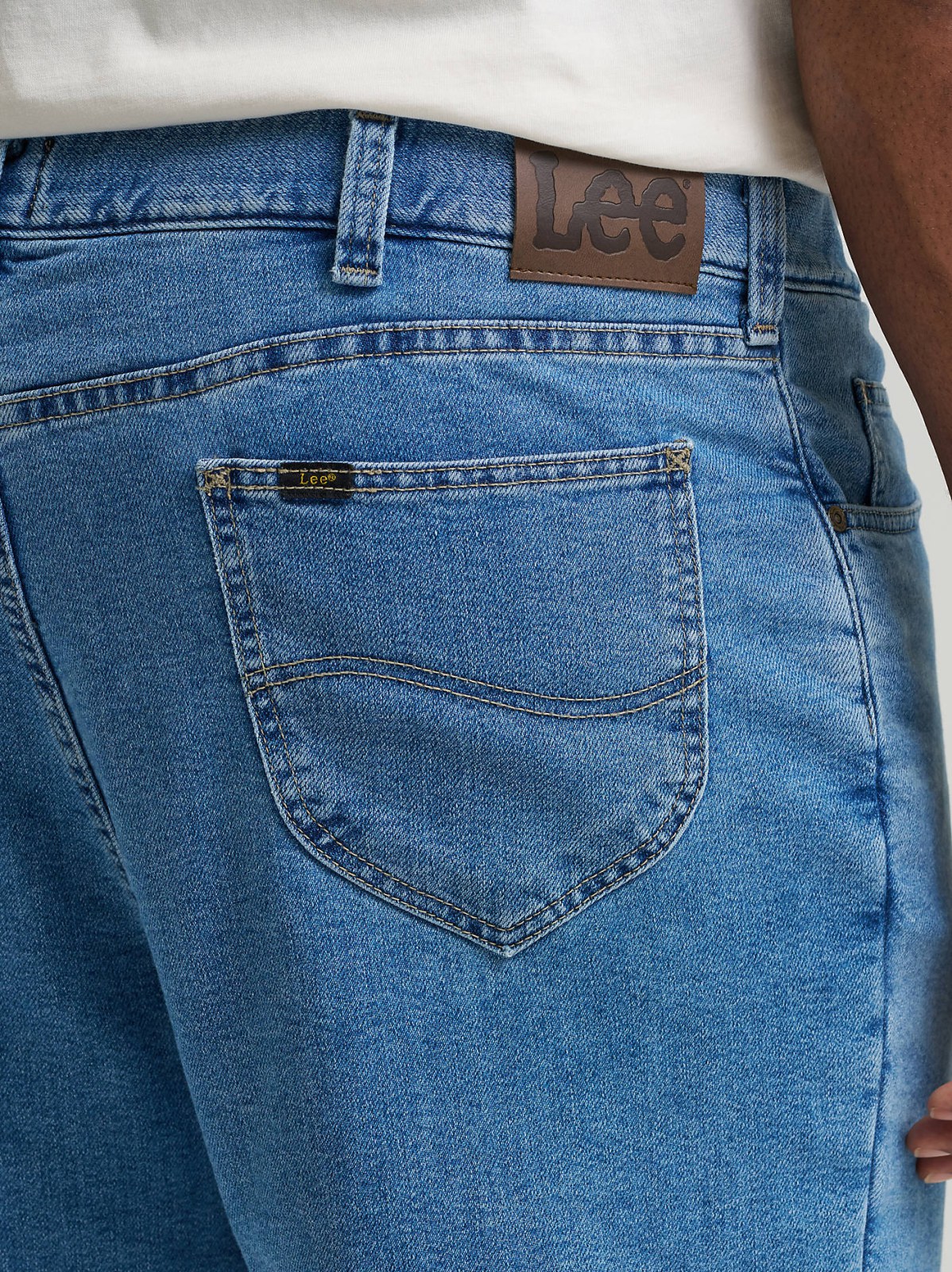 Men's Legendary Relaxed Straight Fleece Lined Jean (Big & Tall) - view 7
