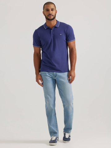 Men's Extreme Motion Regular Fit Straight Leg Jean Men's Extreme Motion Regular Fit Straight Leg Jean
