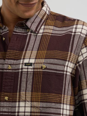 Men's Relaxed Fit Riveted Plaid Button Down Shirt