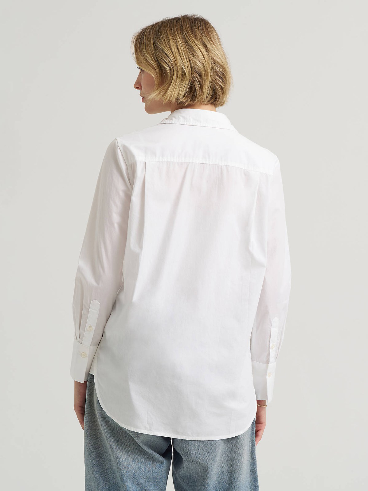 Women's Classic Pocketless Button Down Shirt - view 4