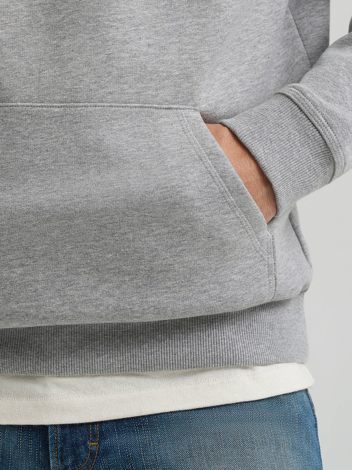 Men's Relaxed Fit Essential Workwear Hoodie - view 4