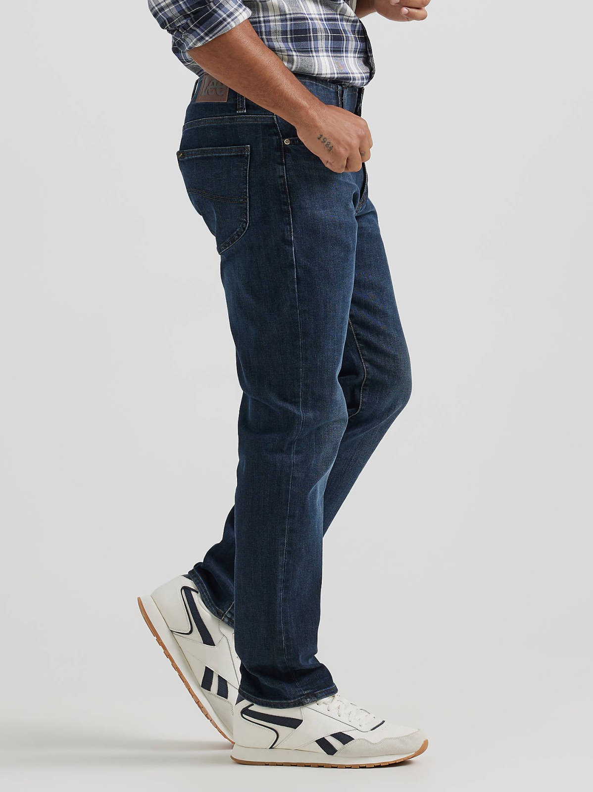 Men's Extreme Motion MVP Athletic Tapered Leg Jean - view 4
