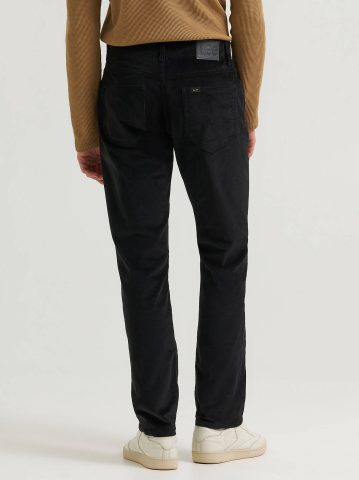 Men's Extreme Motion Corduroy Straight Taper Pant