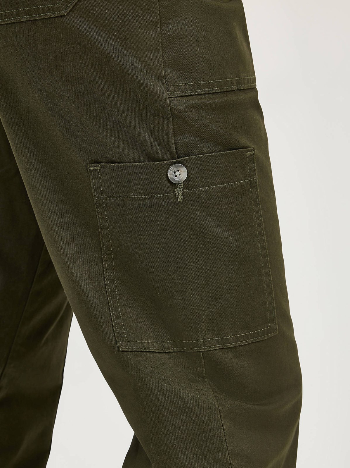 Women's Ultra Lux Comfort with Flex-to-Go Loose Utility Pant - view 7