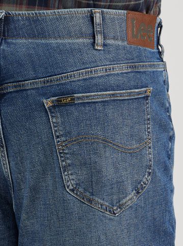 Men's Extreme Motion MVP Relaxed Straight Jean (Big & Tall)