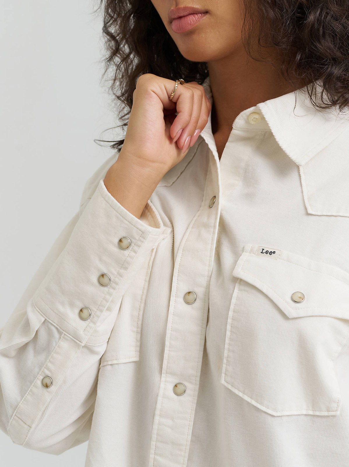 Women's Relaxed Essential Western Shirt - view 5