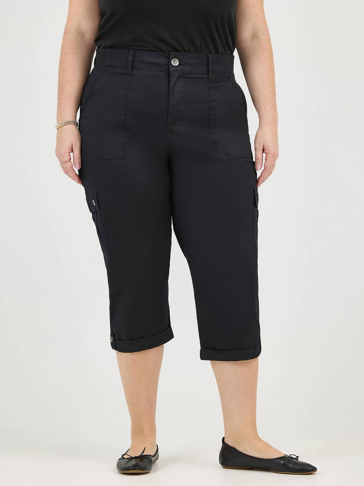Women's Ultra Lux Comfort with Flex-To-Go Relaxed Fit Cargo Capri (Plus) - view 2