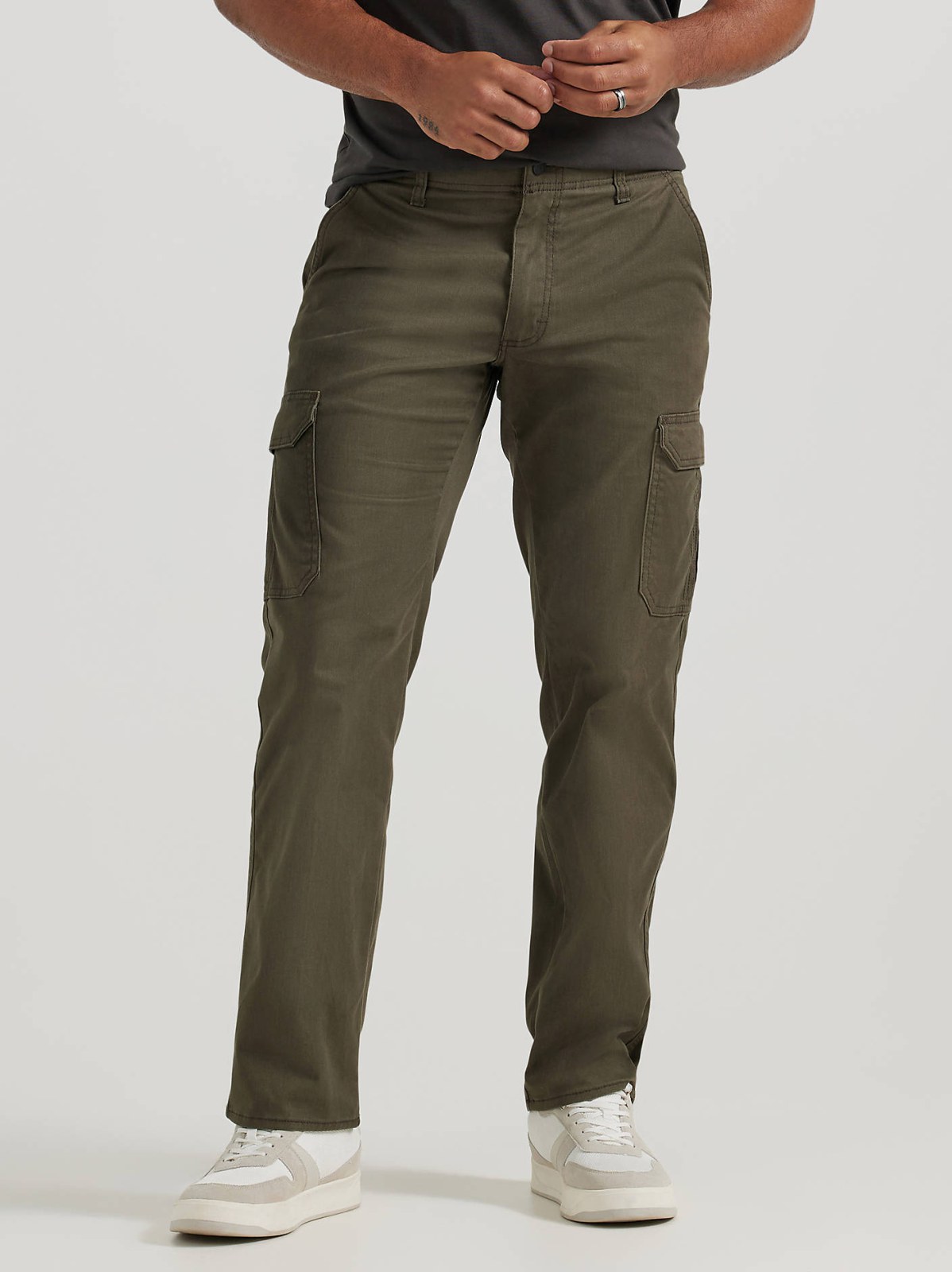 Men's Extreme Motion MVP Straight Fit Cargo Pant - view 2