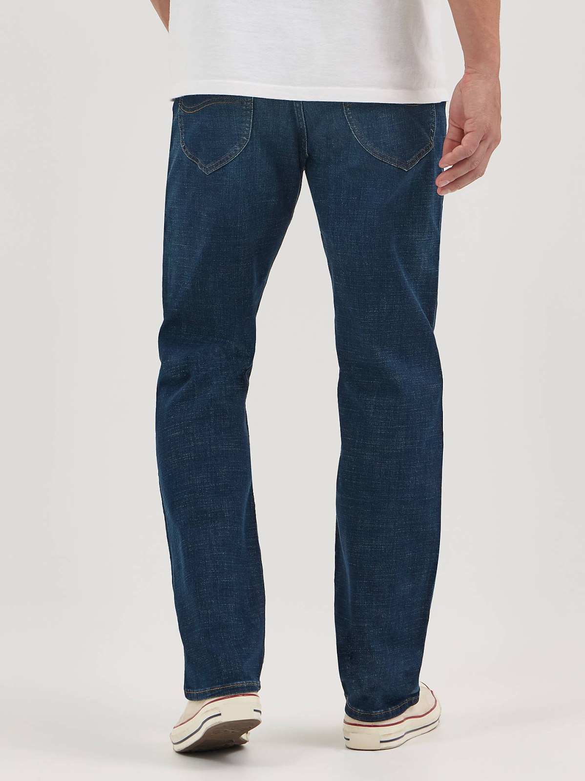 Men's Extreme Motion MVP Relaxed Straight Jean - view 3