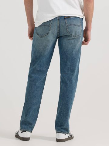 Men's Extreme Motion Relaxed Straight Jean