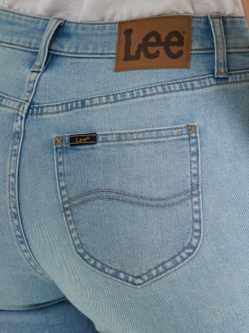 Women's Legendary Denim Bermuda Short