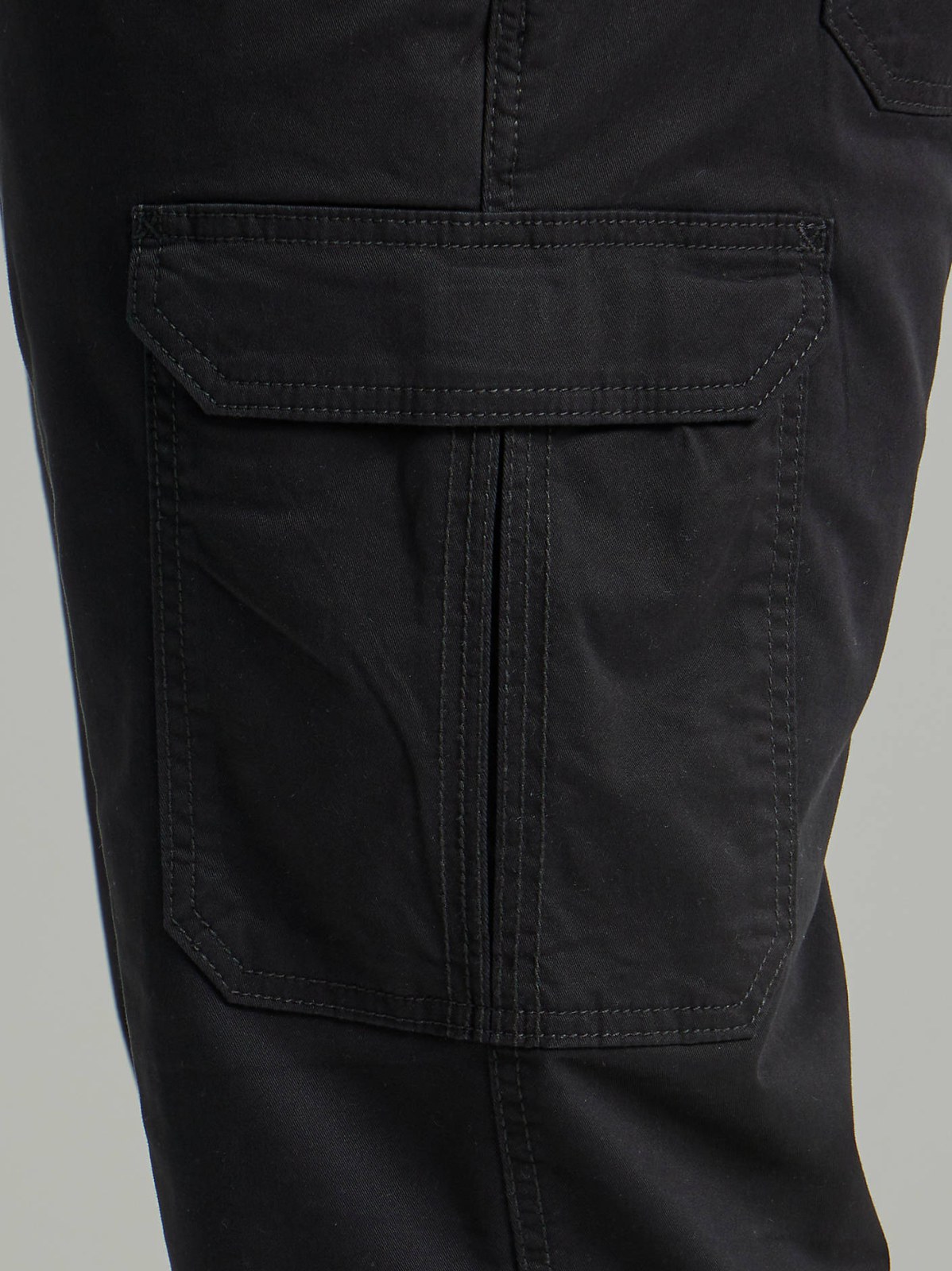 Men's Extreme Motion Twill Cargo Pant (Big & Tall) - view 6
