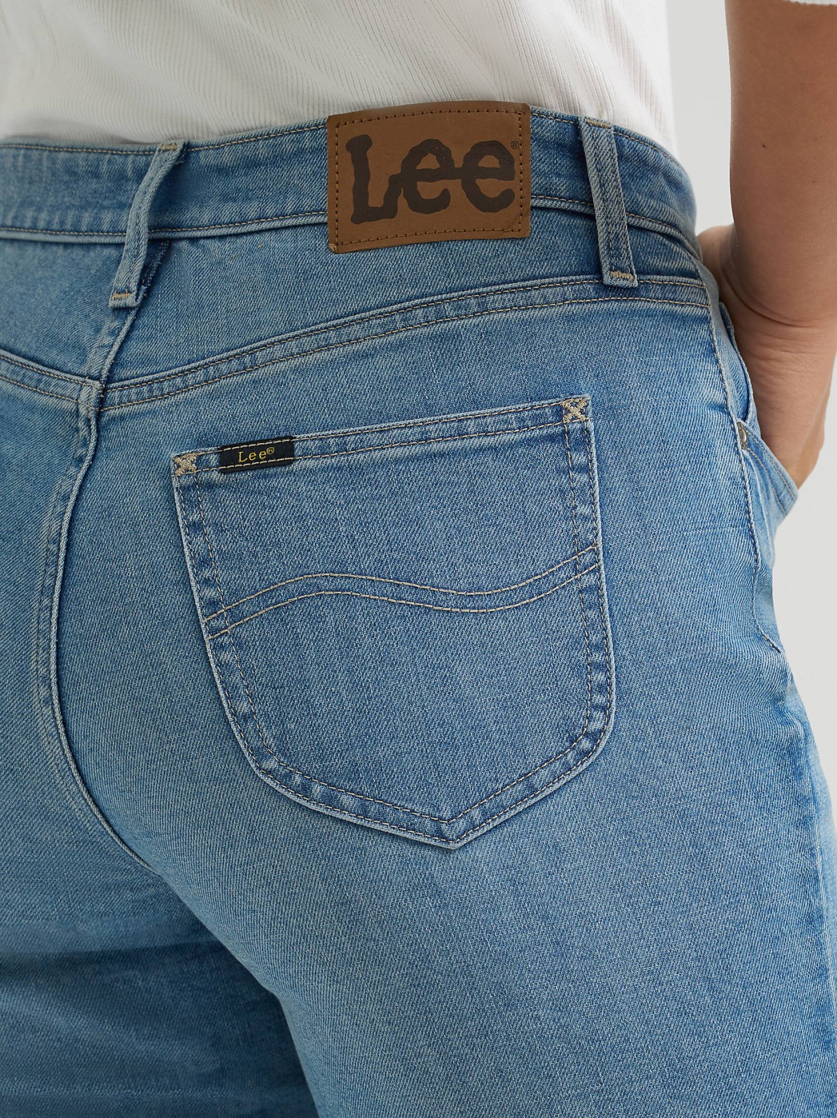 Women's Legendary 90's Taper Leg Jean - view 5
