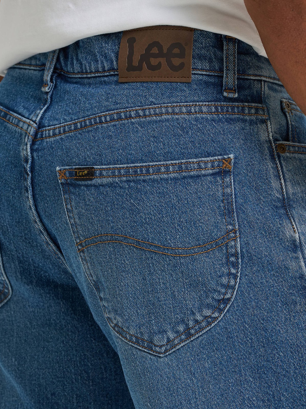 Men's Legendary Loose Fit Jean - view 6