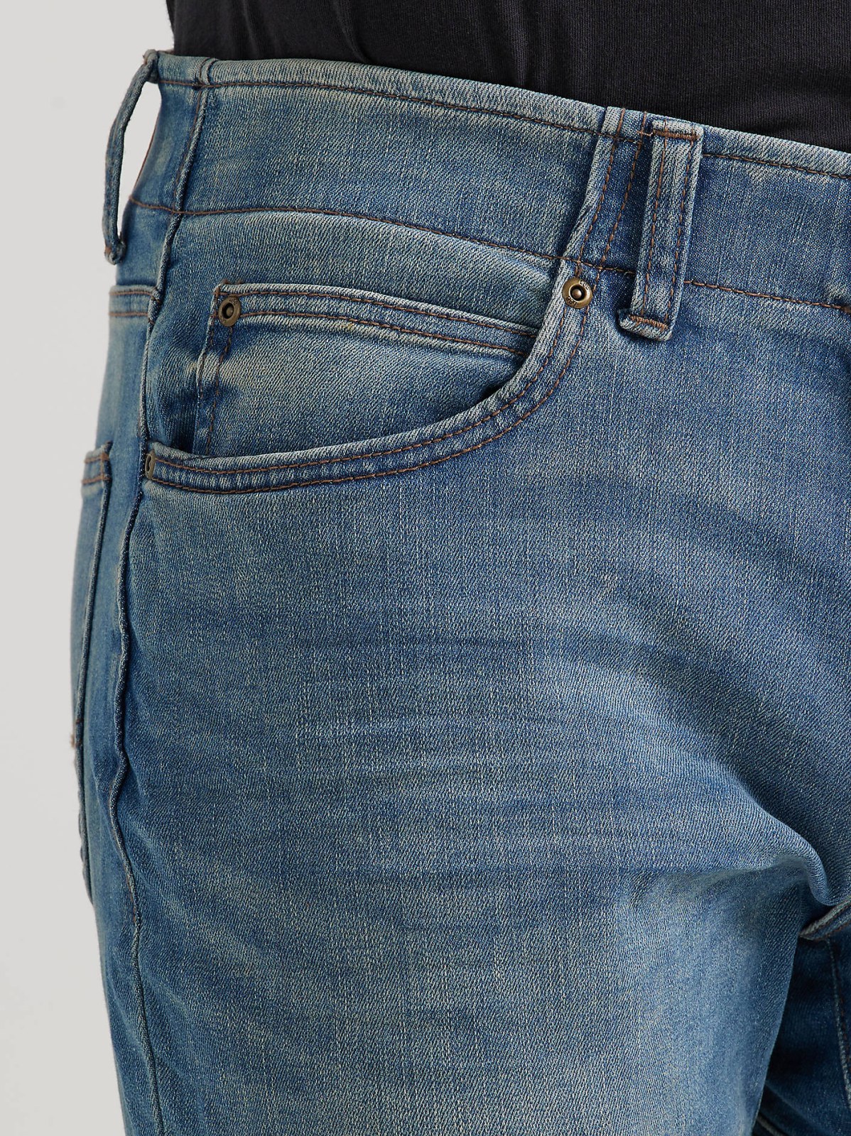 Men's Extreme Motion MVP Athletic Tapered Leg Jean - view 6
