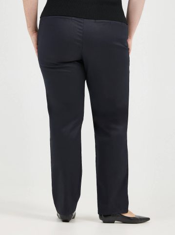 Women's Wrinkle Free Relaxed Fit Straight Leg Pant (Plus)