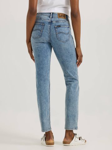 Women's Ultra Lux Comfort Flex Motion Slim Straight Jean with Ever Fit®