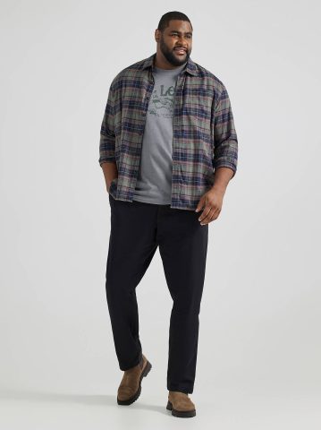 Men's Extreme Motion Relaxed Fit Khaki Pant (Big & Tall)