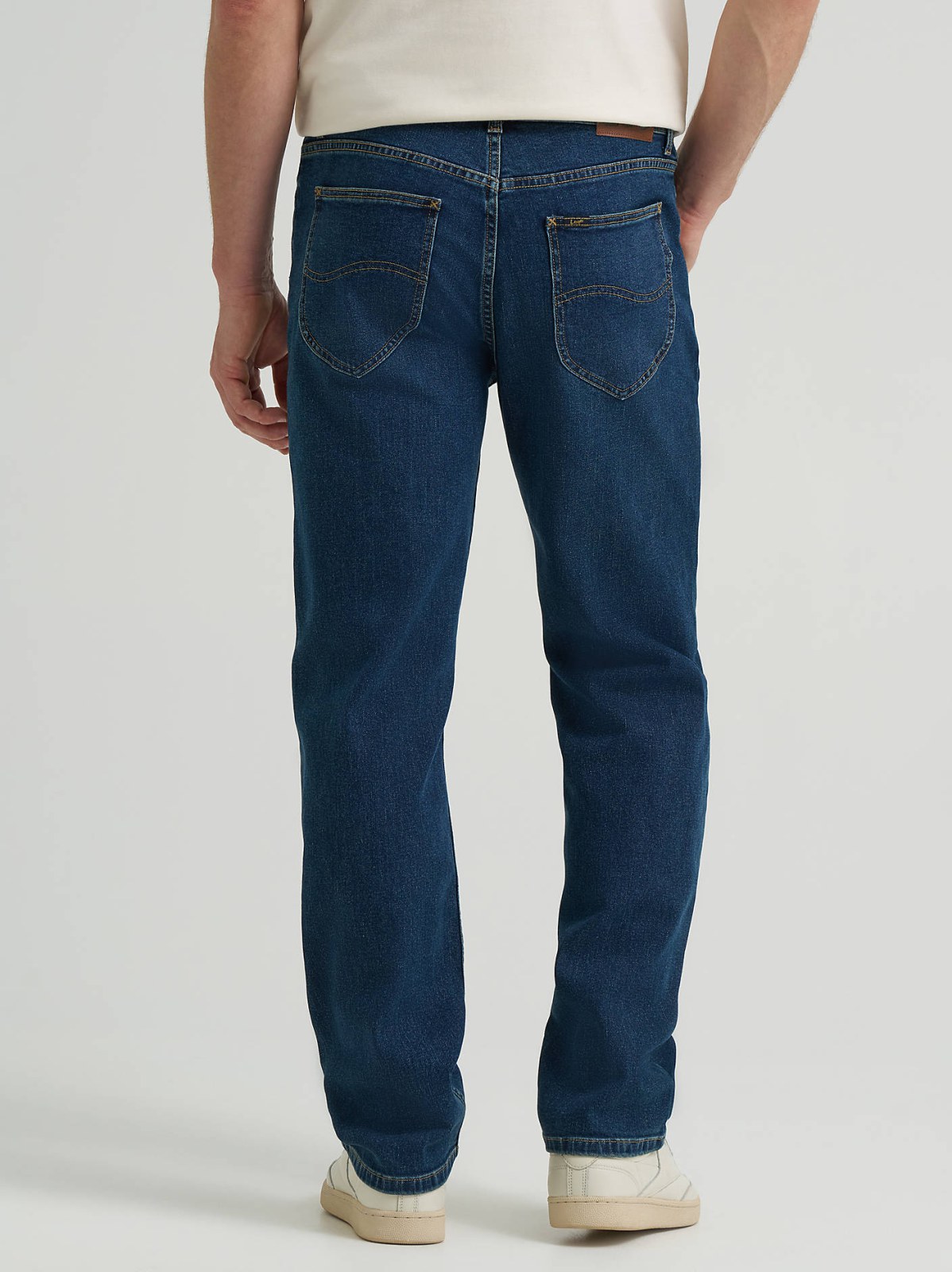 Men's Lee Relaxed Straight Jean with Comfort Stretch - view 4