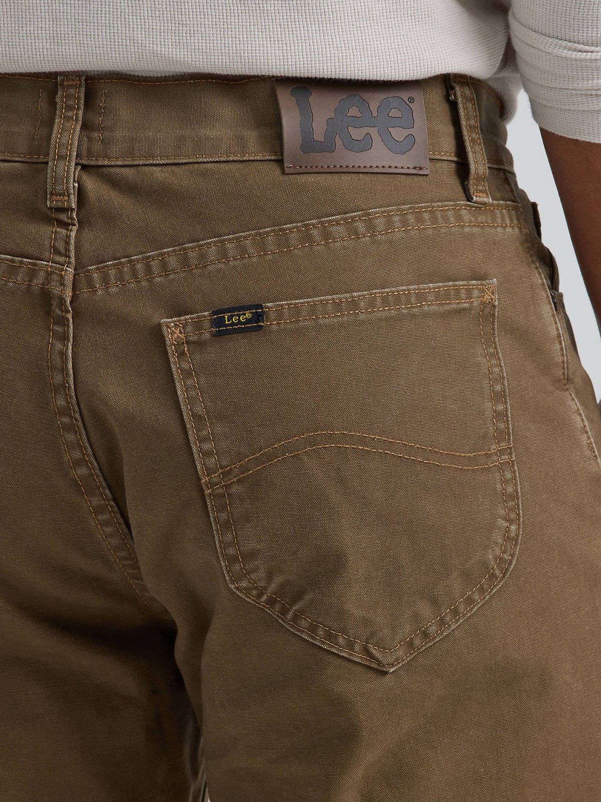 Men's Legendary Relaxed Fit Flannel and Fleece Lined Jean - view 6