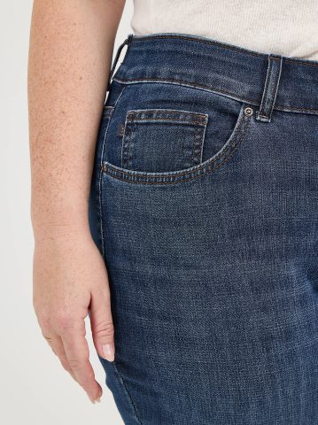 Women’s Stretch Relaxed Fit Straight Leg Jean (Plus)