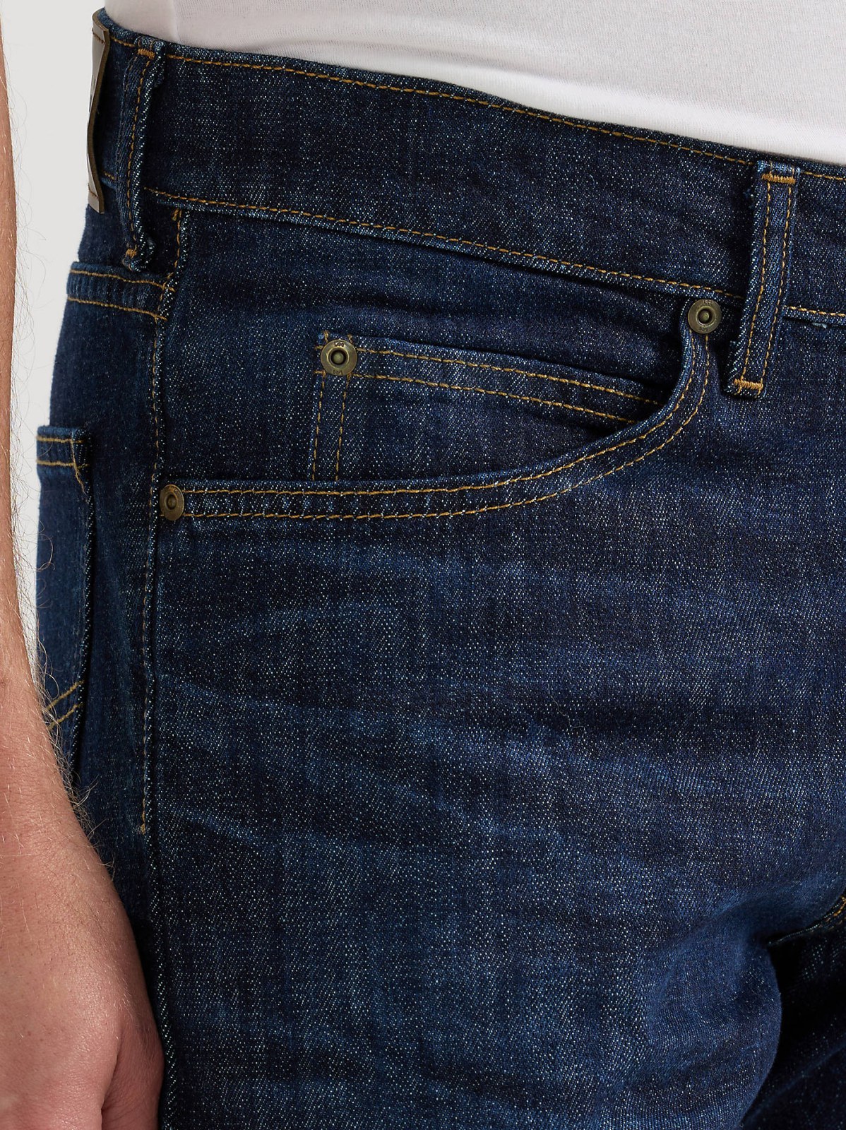 Men's Legendary Regular Straight Jean - view 6